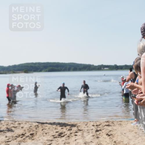 22.06.2025 - Viking Triathlon MichiJ http://msf.ph/oto/8063489 22.06.2025 10:25:03 Schwimmen 4, 521 meine-sportfotos.de