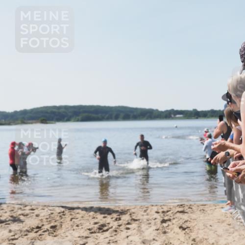 22.06.2025 - Viking Triathlon MichiJ http://msf.ph/oto/8063498 22.06.2025 10:25:04 Schwimmen 4, 521 meine-sportfotos.de
