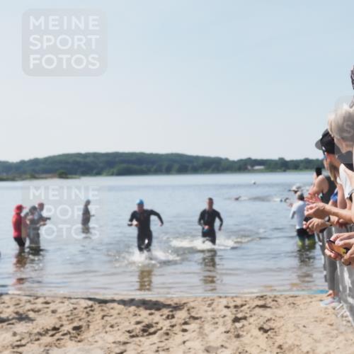22.06.2025 - Viking Triathlon MichiJ http://msf.ph/oto/8063503 22.06.2025 10:25:04 Schwimmen 4, 521 meine-sportfotos.de