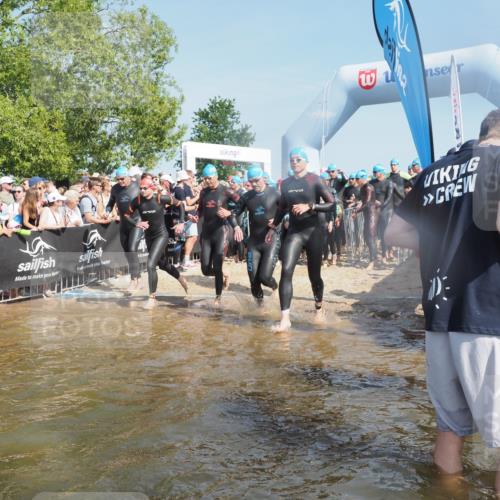 22.06.2025 - Viking Triathlon KatJ http://msf.ph/oto/8063507 22.06.2025 10:02:48 Schwimmen 40, 98, 161, 164, 264, 323, 340, 366, 427, 429, 430, 486, 548, 552, 608 meine-sportfotos.de