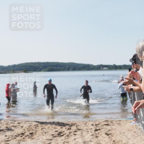 22.06.2025 - Viking Triathlon MichiJ http://msf.ph/oto/8063513 22.06.2025 10:25:05 Schwimmen 4, 521 meine-sportfotos.de