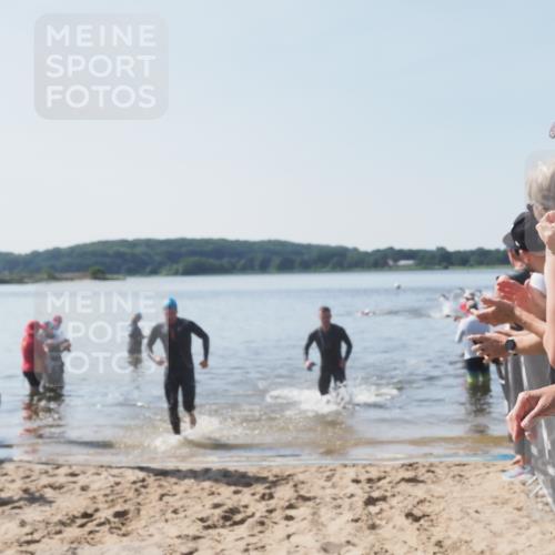 22.06.2025 - Viking Triathlon MichiJ http://msf.ph/oto/8063514 22.06.2025 10:25:06 Schwimmen 4, 521 meine-sportfotos.de