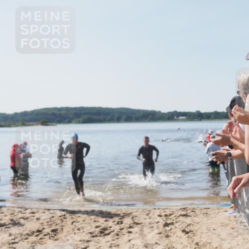 22.06.2025 - Viking Triathlon MichiJ http://msf.ph/oto/8063516 22.06.2025 10:25:06 Schwimmen 4, 521 meine-sportfotos.de