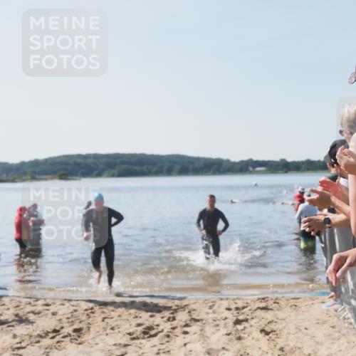 22.06.2025 - Viking Triathlon MichiJ http://msf.ph/oto/8063520 22.06.2025 10:25:06 Schwimmen 4, 521 meine-sportfotos.de
