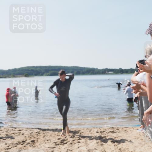 22.06.2025 - Viking Triathlon MichiJ http://msf.ph/oto/8063544 22.06.2025 10:25:09 Schwimmen 4, 521 meine-sportfotos.de