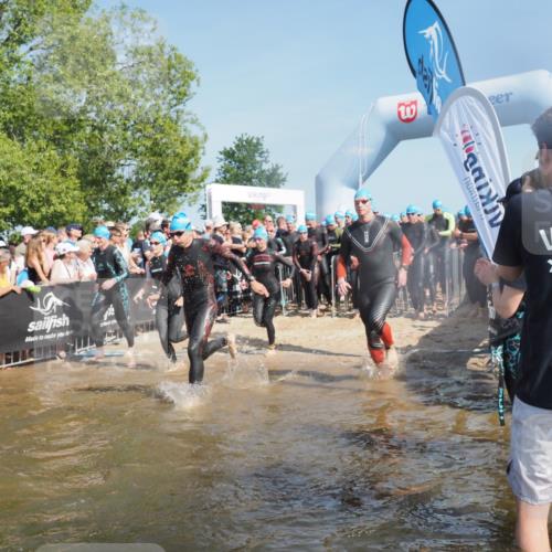 22.06.2025 - Viking Triathlon KatJ http://msf.ph/oto/8063545 22.06.2025 10:02:53 Schwimmen 5, 40, 43, 47, 98, 154, 164, 323, 340, 430, 475, 486, 548, 552, 554, 608 meine-sportfotos.de