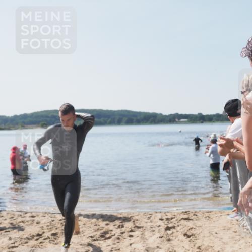 22.06.2025 - Viking Triathlon MichiJ http://msf.ph/oto/8063553 22.06.2025 10:25:09 Schwimmen 4, 521 meine-sportfotos.de