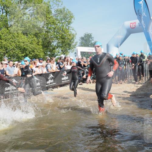 22.06.2025 - Viking Triathlon KatJ http://msf.ph/oto/8063557 22.06.2025 10:02:54 Schwimmen 5, 40, 43, 47, 98, 101, 154, 164, 233, 340, 398, 430, 475, 486, 548, 554, 608, 632 meine-sportfotos.de