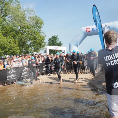 22.06.2025 - Viking Triathlon KatJ http://msf.ph/oto/8063565 22.06.2025 10:02:57 Schwimmen 5, 40, 43, 47, 101, 154, 164, 233, 340, 398, 475, 548, 554, 608, 632 meine-sportfotos.de