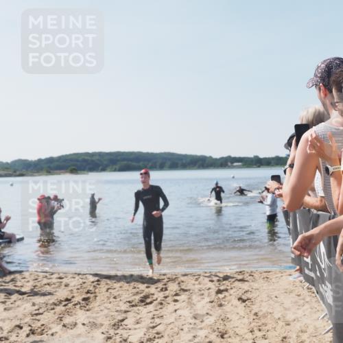 22.06.2025 - Viking Triathlon MichiJ http://msf.ph/oto/8063587 22.06.2025 10:25:32 Schwimmen 2, 122, 420, 641 meine-sportfotos.de