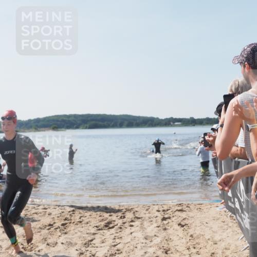 22.06.2025 - Viking Triathlon MichiJ http://msf.ph/oto/8063599 22.06.2025 10:25:34 Schwimmen 2, 420, 544, 641 meine-sportfotos.de