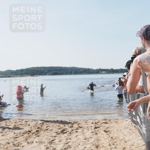 22.06.2025 - Viking Triathlon MichiJ http://msf.ph/oto/8063602 22.06.2025 10:25:34 Schwimmen 2, 420, 544, 641 meine-sportfotos.de