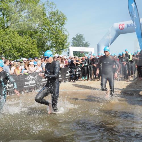 22.06.2025 - Viking Triathlon KatJ http://msf.ph/oto/8063604 22.06.2025 10:02:59 Schwimmen 5, 40, 43, 47, 101, 154, 164, 177, 204, 233, 340, 349, 398, 475, 478, 548, 554, 602, 608, 632 meine-sportfotos.de