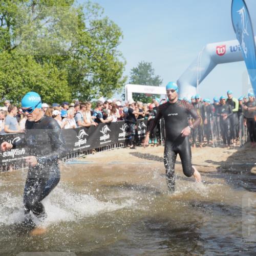 22.06.2025 - Viking Triathlon KatJ http://msf.ph/oto/8063613 22.06.2025 10:02:59 Schwimmen 5, 40, 43, 47, 101, 154, 164, 177, 204, 233, 340, 349, 398, 475, 478, 548, 554, 602, 608, 632 meine-sportfotos.de