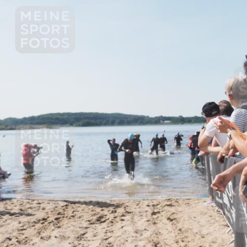 22.06.2025 - Viking Triathlon MichiJ http://msf.ph/oto/8063634 22.06.2025 10:25:44 Schwimmen 2, 10, 420, 455, 485, 544, 557 meine-sportfotos.de