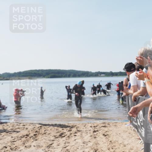 22.06.2025 - Viking Triathlon MichiJ http://msf.ph/oto/8063639 22.06.2025 10:25:44 Schwimmen 2, 10, 420, 455, 485, 544, 557 meine-sportfotos.de