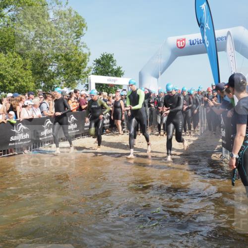 22.06.2025 - Viking Triathlon KatJ http://msf.ph/oto/8063663 22.06.2025 10:03:08 Schwimmen 101, 177, 187, 204, 208, 233, 334, 349, 398, 478, 505, 524, 602, 632 meine-sportfotos.de
