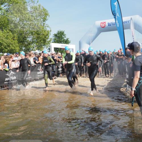 22.06.2025 - Viking Triathlon KatJ http://msf.ph/oto/8063669 22.06.2025 10:03:08 Schwimmen 101, 177, 187, 204, 208, 233, 334, 349, 398, 478, 505, 524, 602, 632 meine-sportfotos.de