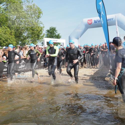 22.06.2025 - Viking Triathlon KatJ http://msf.ph/oto/8063674 22.06.2025 10:03:09 Schwimmen 20, 177, 187, 204, 208, 334, 348, 349, 478, 505, 524, 602, 636, 660 meine-sportfotos.de
