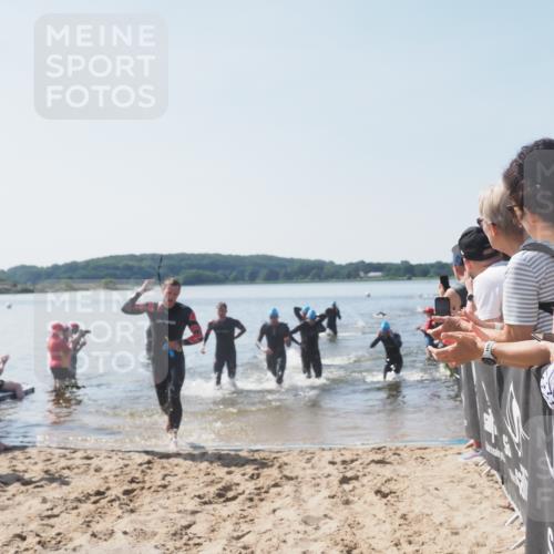 22.06.2025 - Viking Triathlon MichiJ http://msf.ph/oto/8063679 22.06.2025 10:25:50 Schwimmen 10, 49, 420, 455, 485, 544, 557, 642 meine-sportfotos.de