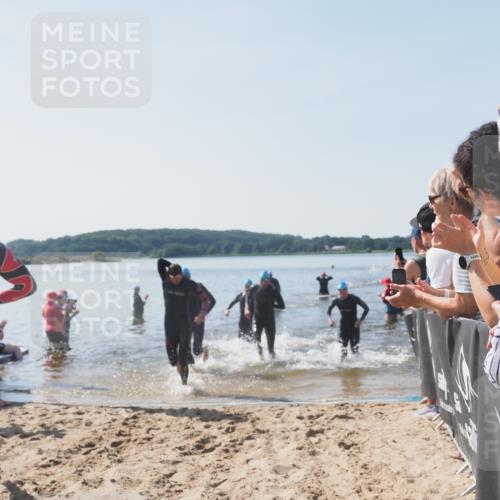 22.06.2025 - Viking Triathlon MichiJ http://msf.ph/oto/8063695 22.06.2025 10:25:52 Schwimmen 10, 49, 420, 455, 485, 544, 557, 642 meine-sportfotos.de