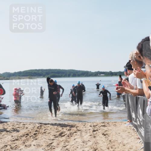 22.06.2025 - Viking Triathlon MichiJ http://msf.ph/oto/8063697 22.06.2025 10:25:52 Schwimmen 10, 49, 420, 455, 485, 544, 557, 642 meine-sportfotos.de