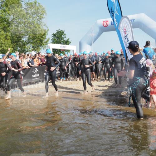 22.06.2025 - Viking Triathlon KatJ http://msf.ph/oto/8063811 22.06.2025 10:03:28 Schwimmen 25, 34, 42, 88, 89, 163, 182, 221, 229, 251, 324, 332, 454, 540, 556 meine-sportfotos.de