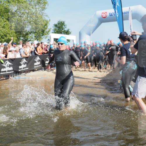 22.06.2025 - Viking Triathlon KatJ http://msf.ph/oto/8063868 22.06.2025 10:03:32 Schwimmen 25, 42, 58, 88, 179, 182, 221, 251, 324, 332, 434, 454, 556, 645, 659 meine-sportfotos.de