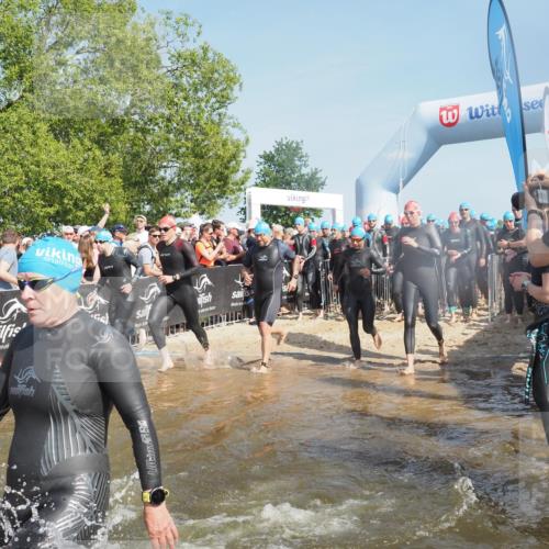 22.06.2025 - Viking Triathlon KatJ http://msf.ph/oto/8063879 22.06.2025 10:03:33 Schwimmen 25, 42, 58, 88, 179, 182, 221, 251, 324, 332, 434, 454, 556, 645, 659 meine-sportfotos.de