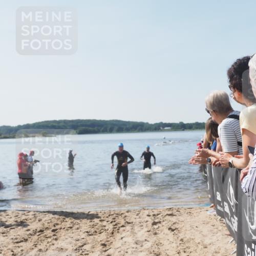 22.06.2025 - Viking Triathlon MichiJ http://msf.ph/oto/8063894 22.06.2025 10:26:19 Schwimmen 9, 526 meine-sportfotos.de