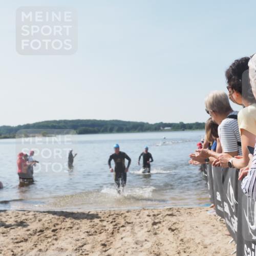 22.06.2025 - Viking Triathlon MichiJ http://msf.ph/oto/8063897 22.06.2025 10:26:19 Schwimmen 9, 526 meine-sportfotos.de