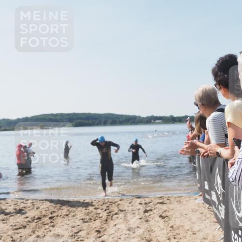 22.06.2025 - Viking Triathlon MichiJ http://msf.ph/oto/8063902 22.06.2025 10:26:20 Schwimmen 9, 526 meine-sportfotos.de