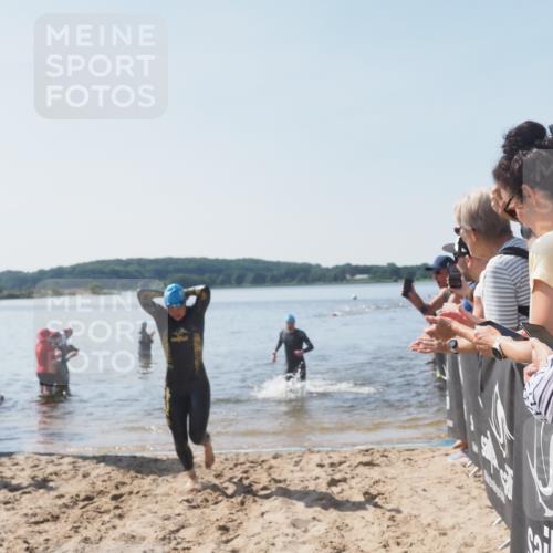 22.06.2025 - Viking Triathlon MichiJ http://msf.ph/oto/8063915 22.06.2025 10:26:21 Schwimmen 9, 526 meine-sportfotos.de