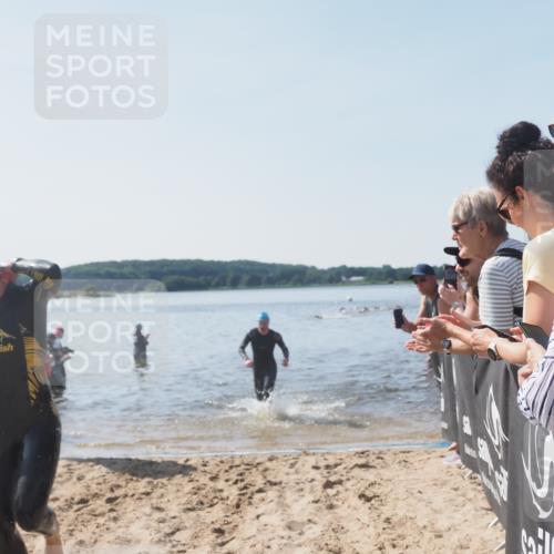 22.06.2025 - Viking Triathlon MichiJ http://msf.ph/oto/8063923 22.06.2025 10:26:22 Schwimmen 9, 526 meine-sportfotos.de