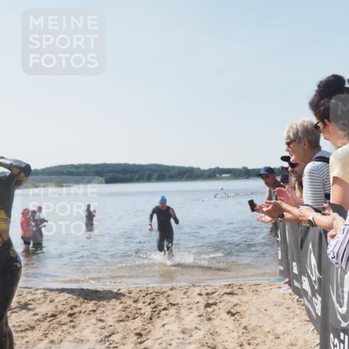 22.06.2025 - Viking Triathlon MichiJ http://msf.ph/oto/8063925 22.06.2025 10:26:22 Schwimmen 9, 526 meine-sportfotos.de