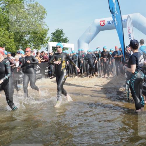 22.06.2025 - Viking Triathlon KatJ http://msf.ph/oto/8063929 22.06.2025 10:03:38 Schwimmen 42, 58, 62, 79, 148, 179, 182, 221, 434, 454, 556, 619, 635, 645, 659 meine-sportfotos.de
