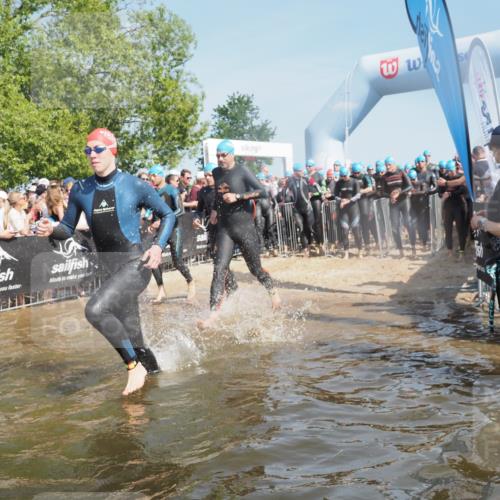 22.06.2025 - Viking Triathlon KatJ http://msf.ph/oto/8063966 22.06.2025 10:03:43 Schwimmen 58, 62, 79, 108, 148, 157, 179, 296, 434, 456, 619, 635, 645, 648, 659 meine-sportfotos.de