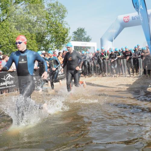 22.06.2025 - Viking Triathlon KatJ http://msf.ph/oto/8063970 22.06.2025 10:03:43 Schwimmen 58, 62, 79, 108, 148, 157, 179, 296, 434, 456, 619, 635, 645, 648, 659 meine-sportfotos.de