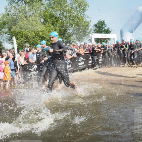 22.06.2025 - Viking Triathlon KatJ http://msf.ph/oto/8063984 22.06.2025 10:03:44 Schwimmen 58, 62, 77, 79, 108, 148, 157, 296, 396, 434, 456, 495, 619, 635, 648, 659 meine-sportfotos.de