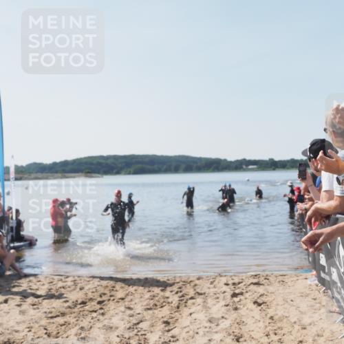 22.06.2025 - Viking Triathlon MichiJ http://msf.ph/oto/8063985 22.06.2025 10:26:54 Schwimmen 52, 145, 288, 610, 623, 661 meine-sportfotos.de