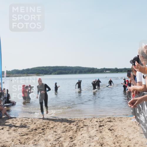 22.06.2025 - Viking Triathlon MichiJ http://msf.ph/oto/8063995 22.06.2025 10:26:55 Schwimmen 52, 81, 145, 288, 610, 623, 661 meine-sportfotos.de