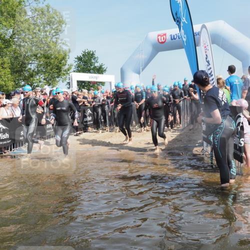 22.06.2025 - Viking Triathlon KatJ http://msf.ph/oto/8063996 22.06.2025 10:03:48 Schwimmen 26, 62, 77, 79, 108, 148, 157, 296, 396, 451, 456, 495, 619, 635, 648 meine-sportfotos.de