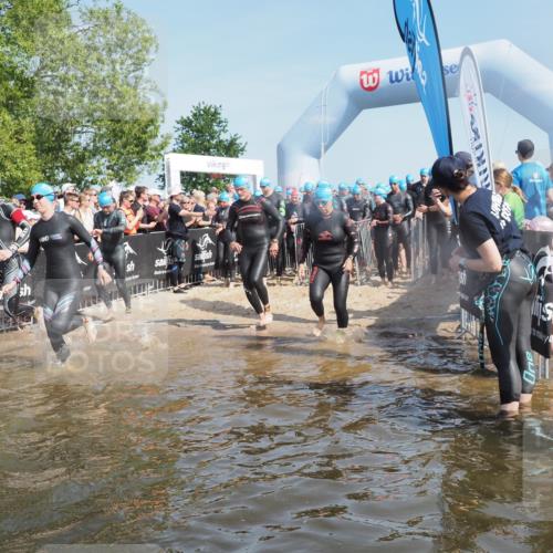 22.06.2025 - Viking Triathlon KatJ http://msf.ph/oto/8064004 22.06.2025 10:03:48 Schwimmen 26, 62, 77, 79, 108, 148, 157, 296, 396, 451, 456, 495, 619, 635, 648 meine-sportfotos.de