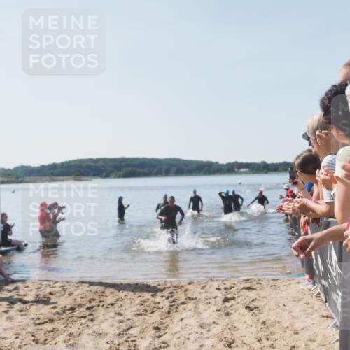 22.06.2025 - Viking Triathlon MichiJ http://msf.ph/oto/8064009 22.06.2025 10:27:01 Schwimmen 52, 81, 145, 288, 623, 661 meine-sportfotos.de
