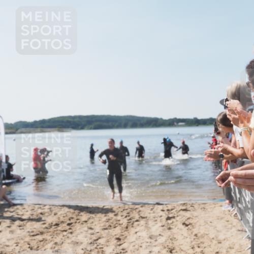22.06.2025 - Viking Triathlon MichiJ http://msf.ph/oto/8064022 22.06.2025 10:27:02 Schwimmen 52, 81, 145, 288, 623, 661 meine-sportfotos.de