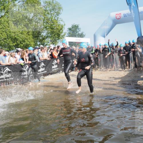 22.06.2025 - Viking Triathlon KatJ http://msf.ph/oto/8064023 22.06.2025 10:03:49 Schwimmen 26, 77, 108, 157, 296, 383, 396, 451, 456, 495, 648 meine-sportfotos.de