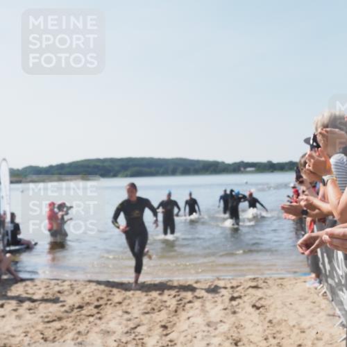 22.06.2025 - Viking Triathlon MichiJ http://msf.ph/oto/8064024 22.06.2025 10:27:03 Schwimmen 52, 81, 145, 288, 623, 661 meine-sportfotos.de