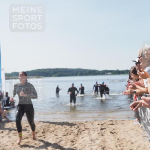 22.06.2025 - Viking Triathlon MichiJ http://msf.ph/oto/8064031 22.06.2025 10:27:04 Schwimmen 52, 81, 145, 288, 623, 661 meine-sportfotos.de