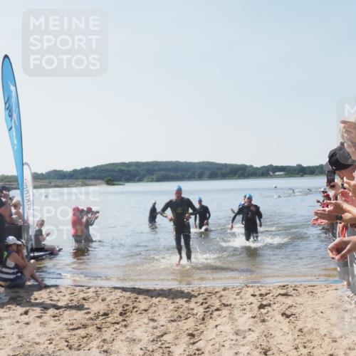 22.06.2025 - Viking Triathlon MichiJ http://msf.ph/oto/8064041 22.06.2025 10:27:05 Schwimmen 52, 81, 145, 288, 623, 661 meine-sportfotos.de