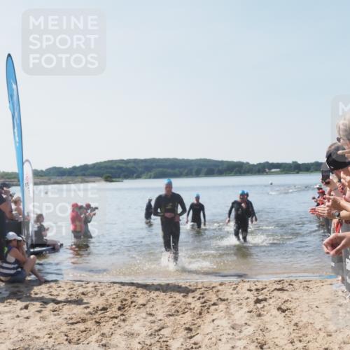 22.06.2025 - Viking Triathlon MichiJ http://msf.ph/oto/8064044 22.06.2025 10:27:06 Schwimmen 52, 81, 145, 288, 623, 661 meine-sportfotos.de